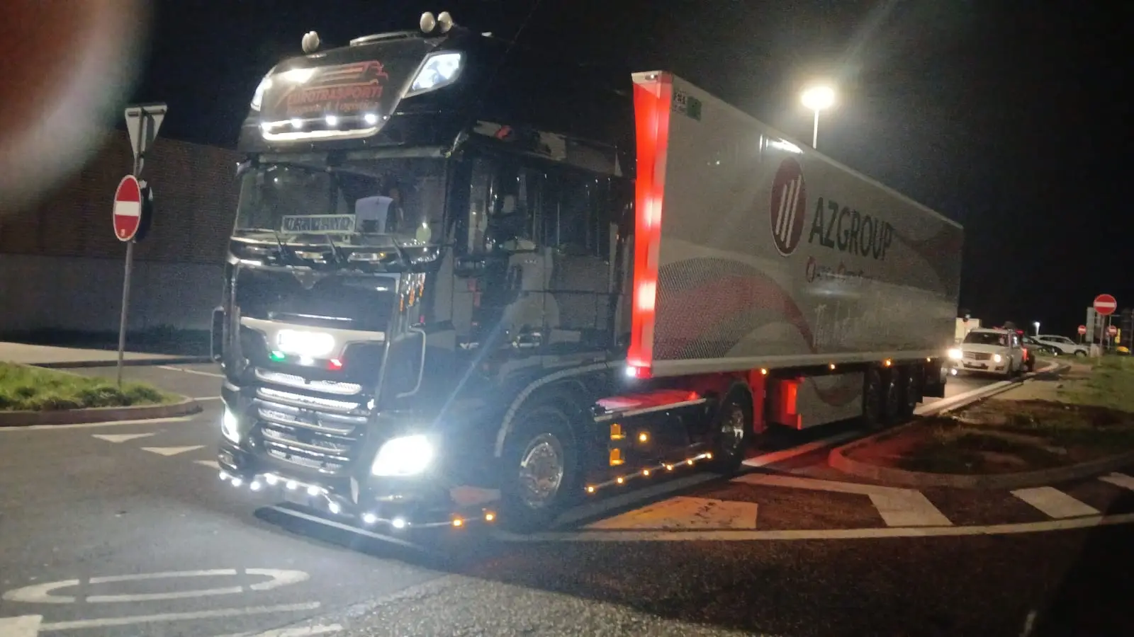 Camion della flotta EuroTrasporti per trasporto merci in Sicilia - mezzo 3