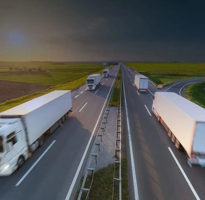 Camion EuroTrasporti per trasporto merci a Catania e spedizioni in Europa